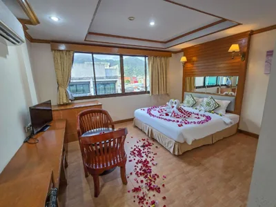 Saba Suites Hotel Patong Phuket – Fotos 11
